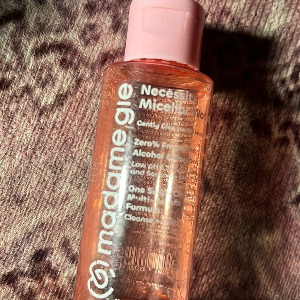 Necessity Micellar Water 02 imgfdn-19209f83-f28d-4eef-ae84-13a983cdb170