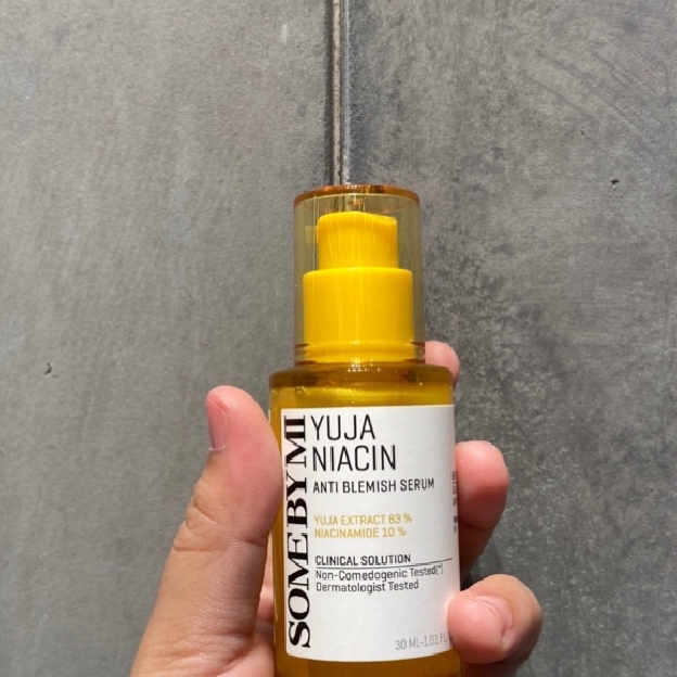 Yuja Niacin Blemish Care Serum imgfdn-09db870a-ff2f-4f82-b230-4c5bc631c10d