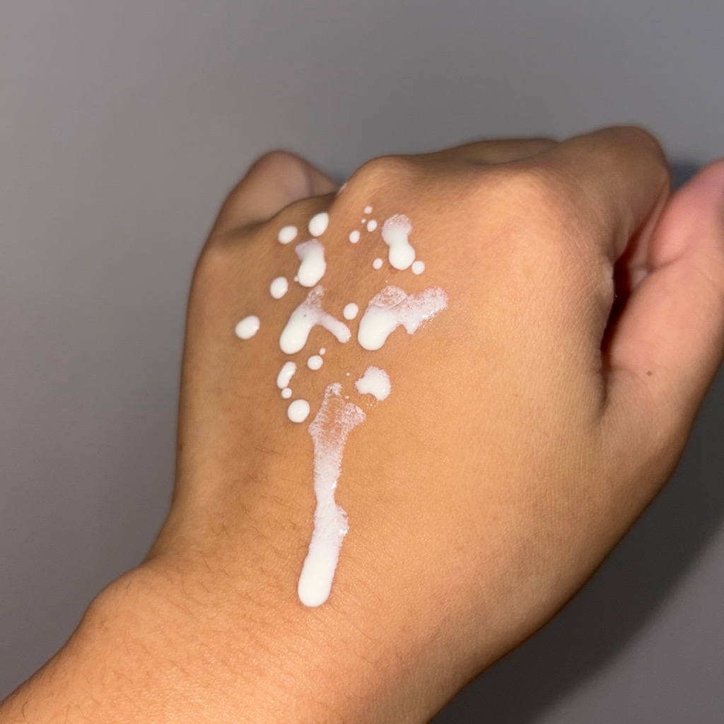 UV Aqua Protect Lotion  imgfdn-01f6b7cb-71e8-49e4-bed1-4c7a04441592