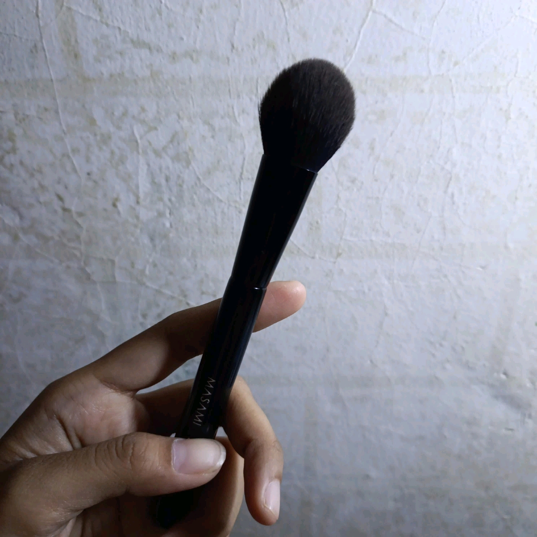 338 Round Powder Brush 2.0 imgfdn-20731e26-f821-493f-ad06-2e03b03d167a