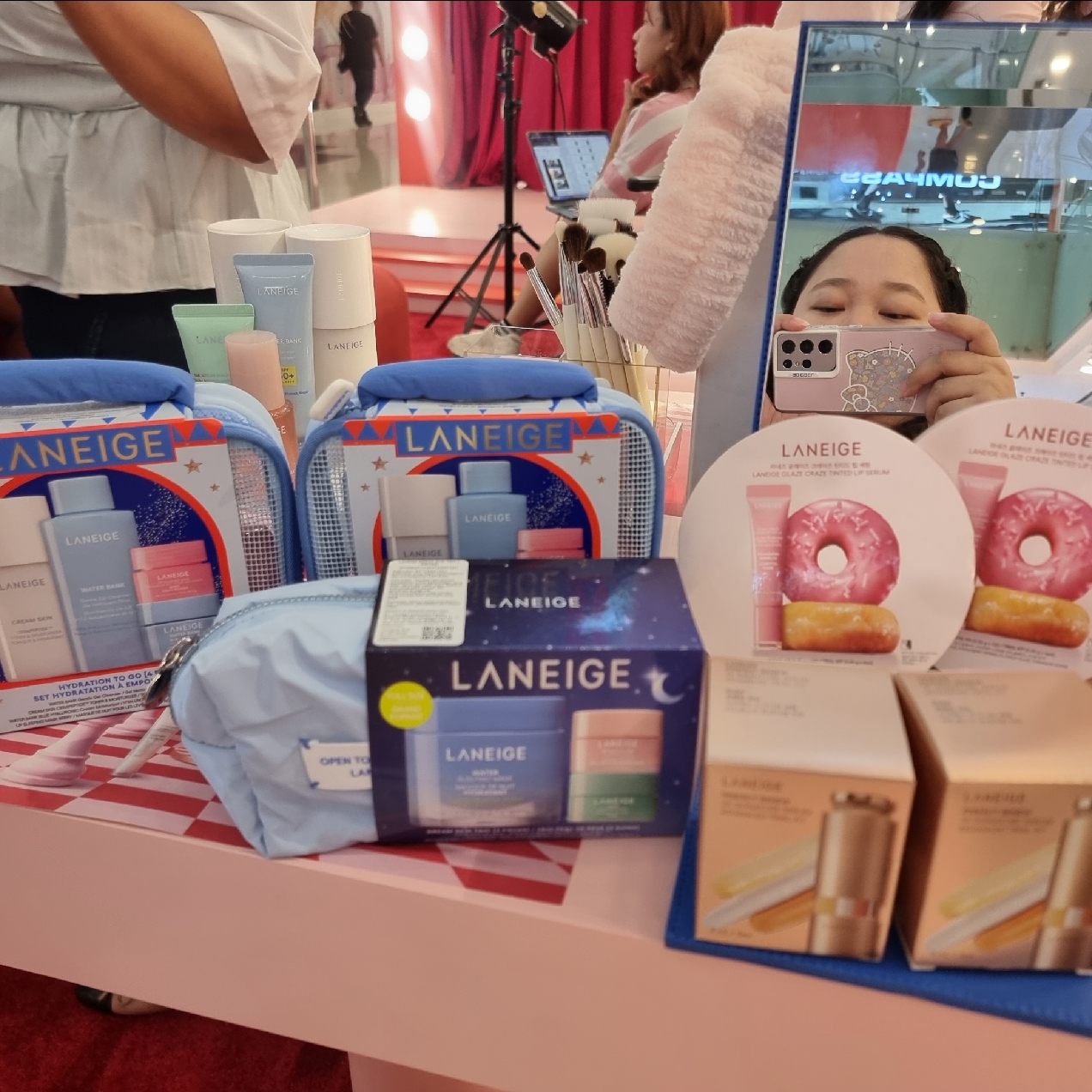 Water Bank Gentle Gel Cleanser imgfdn-e8d61583-cd31-45d2-97e7-647a43b9d262