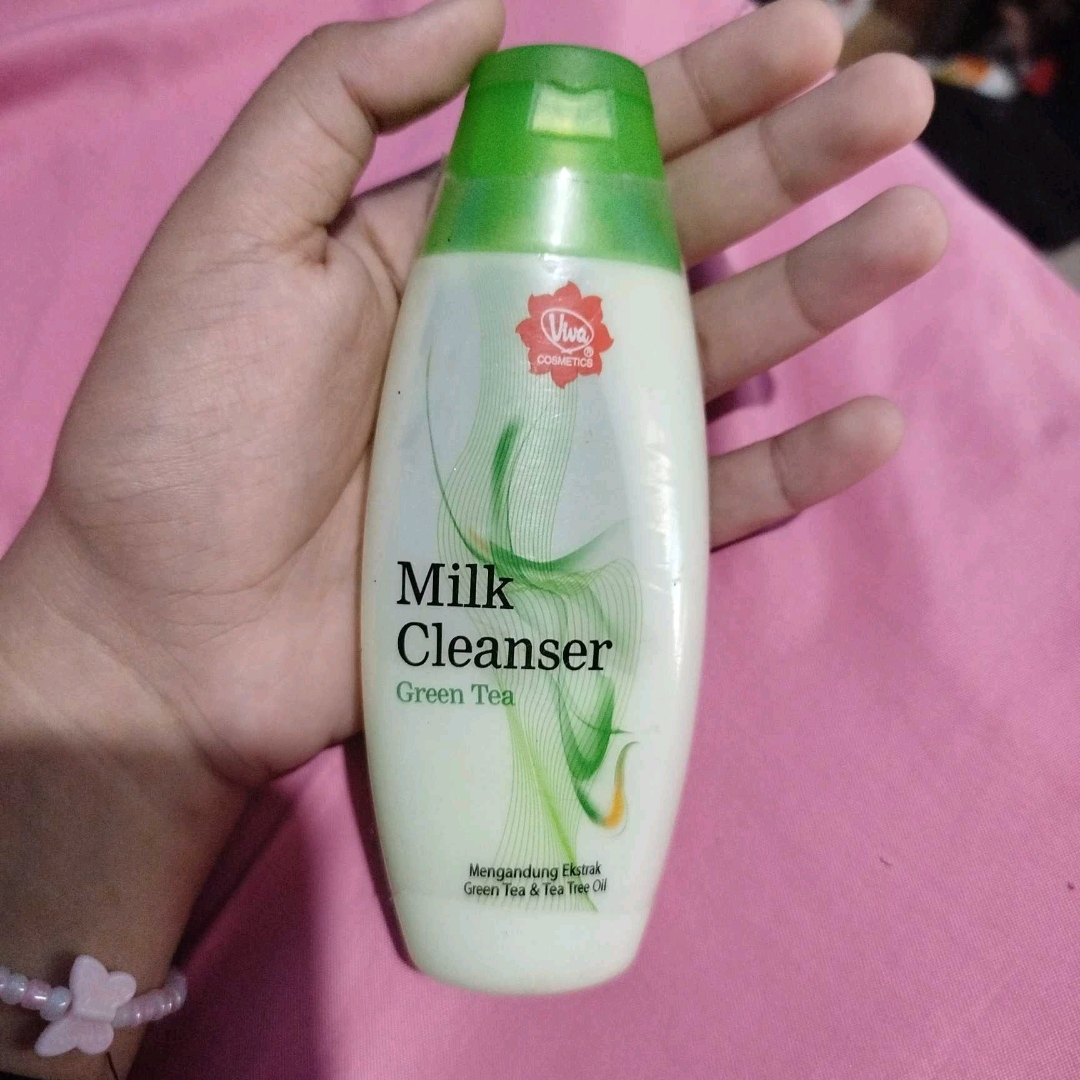 Milk Cleanser - Green Tea imgfdn-57adbcda-25cb-4f68-9d3c-338e85d724d0
