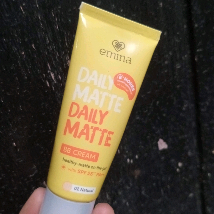 Daily Matte BB Cream - Natural imgfdn-972deb98-d446-4d28-8cbe-503ff1aede52