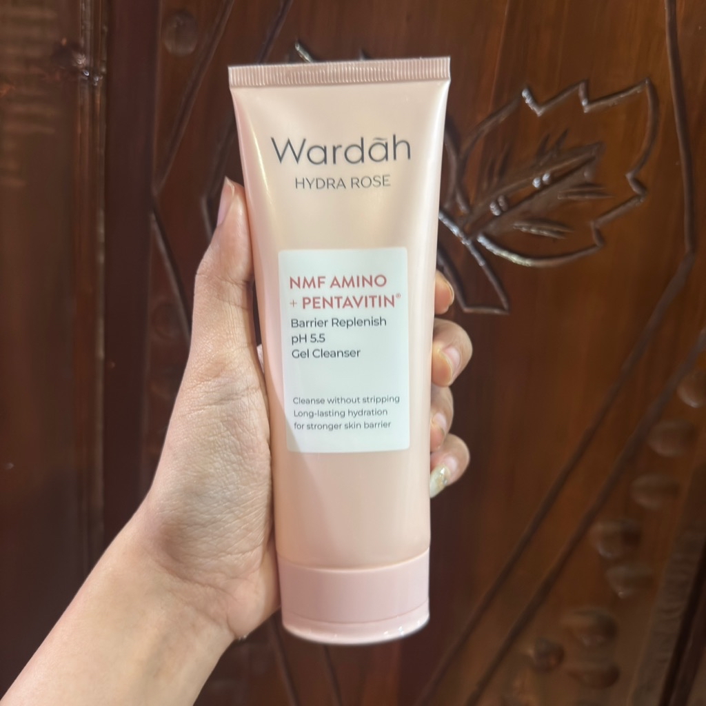 Hydra Rose NMF Amino + Pentavitin Barrier Replenish pH 5.5 Gel Cleanser imgfdn-cedc0807-9f42-4e43-8de7-ed2386073f9e