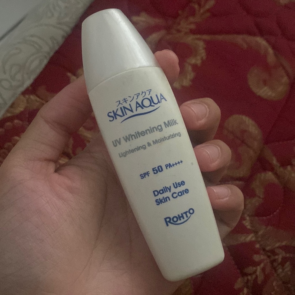 UV Whitening Milk imgfdn-e4229651-8aef-46b2-8691-2edb40cc7edb