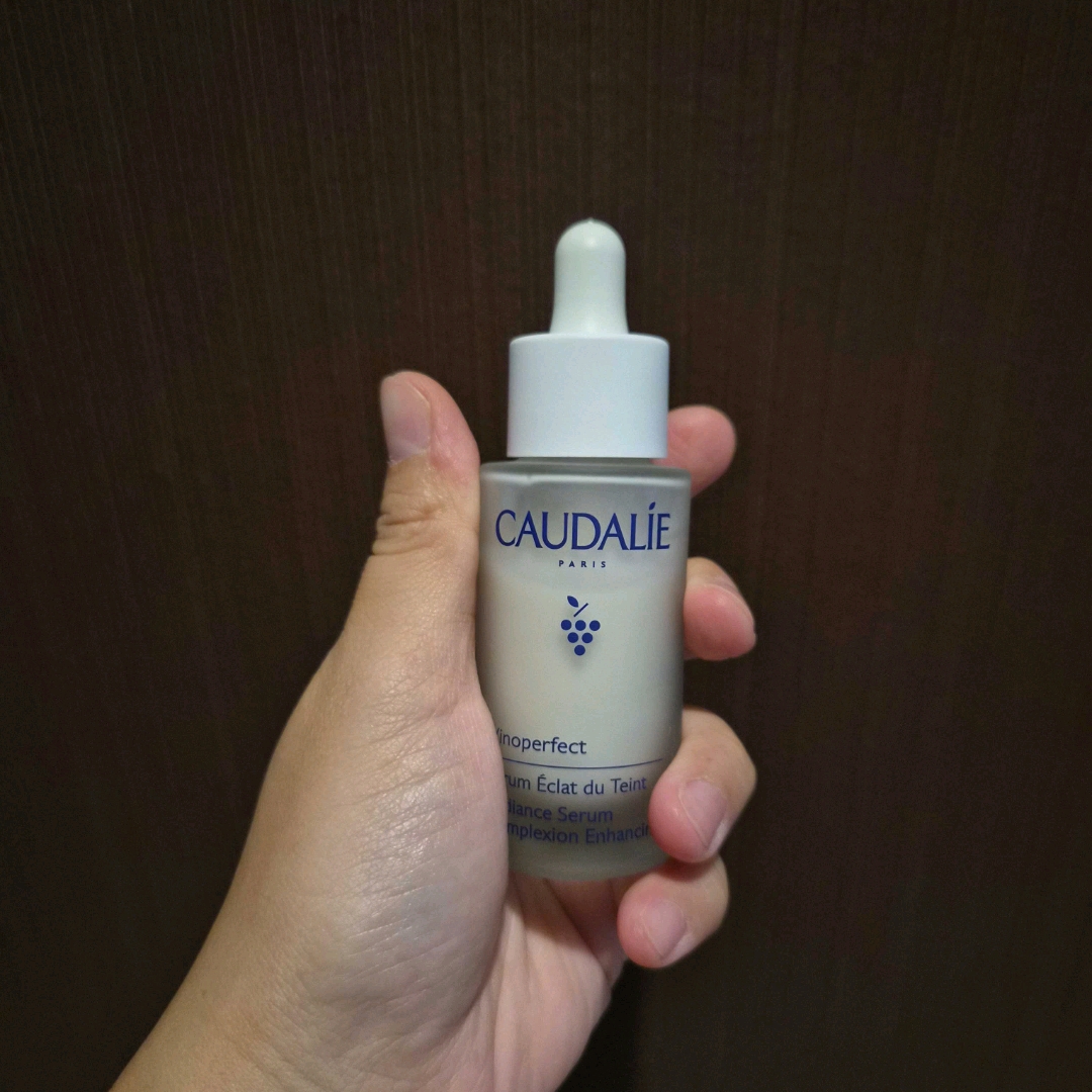 Vinoperfect Radiance Complexion Enhancing Serum imgfdn-6349870d-7882-4eb8-9b17-cc38d2670750