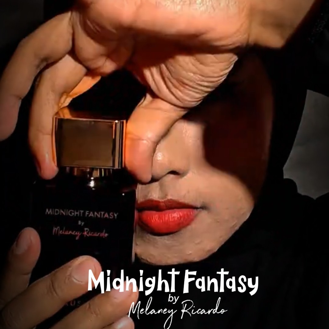 X Melaney Ricardo Extrait De Parfum - Midnight Fantasy imgfdn-13046fcd-08d3-48dd-9fbf-4ad3a747f056