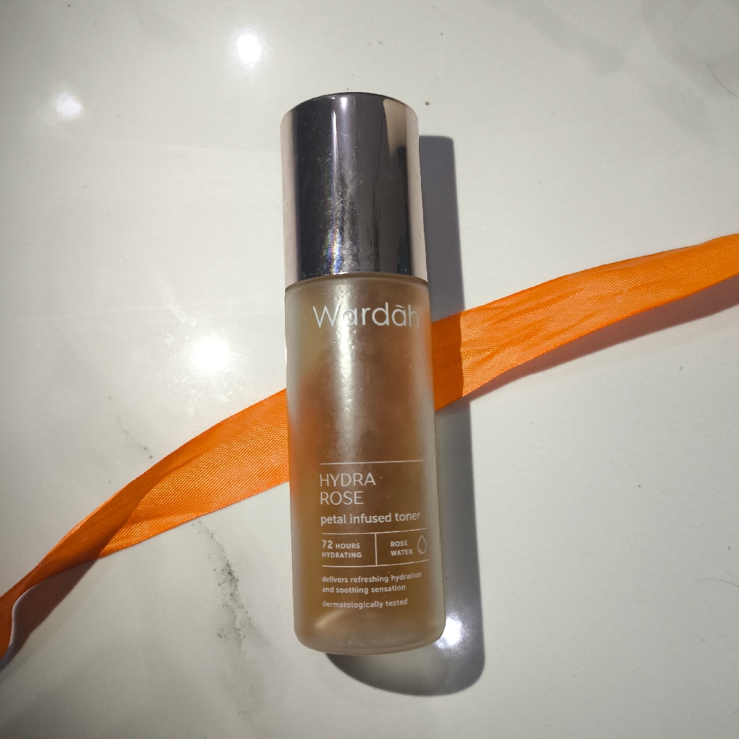 Hydra Rose Petal Infused Toner imgfdn-2a46c1ce-669e-4075-9698-2e0e093b5b52