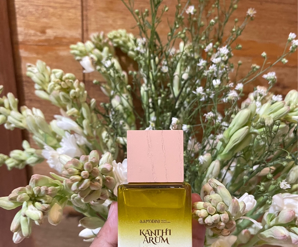 Extrait de Parfum Kanthi Arum imgfdn-df040746-bbcf-4cb7-aede-c9ff95c2c0ba