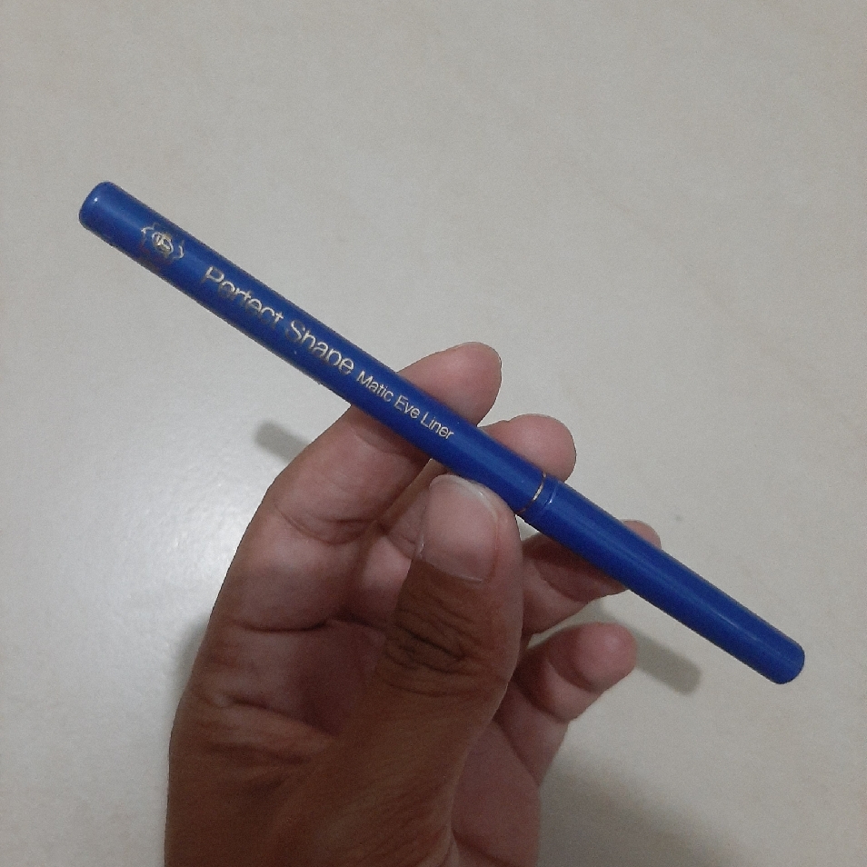 Perfect Shape Pencil Matic Eye Liner - Blue imgfdn-118dca50-2b1b-417a-8bd9-279a6943fee3