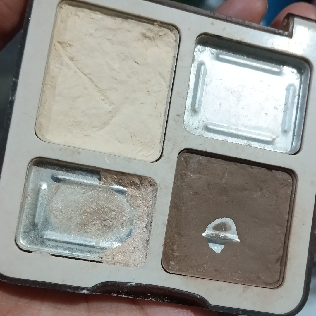 Highlight & Contour Palette - 02 imgfdn-c642e545-d0c8-4845-a84c-7b559c591ae7