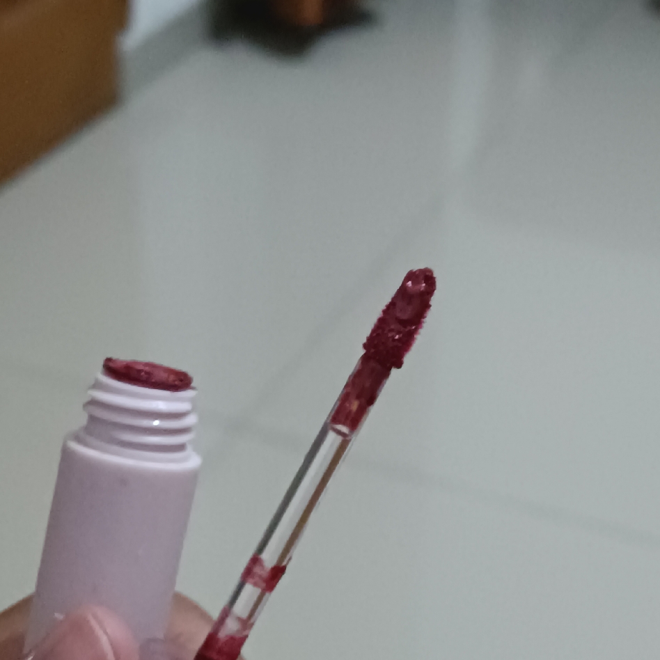 Cloud Touch Fixing Tint - R646 Rose Bloom imgfdn-930843b0-12e7-402a-9eee-6a88c5114ec8