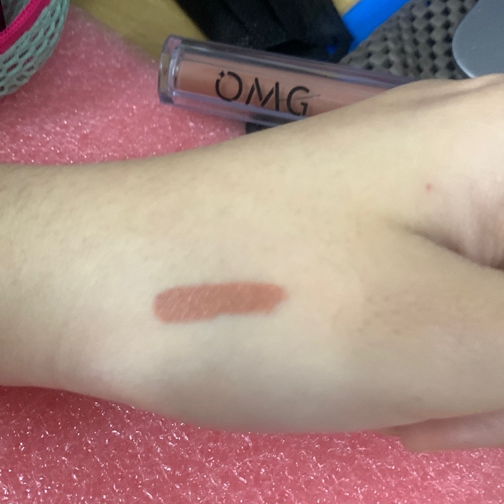 Oh My Glam Mattelast Lip Cream - 13 Latte imgfdn-cc096b53-66c0-42dd-b551-39e6028c6f10