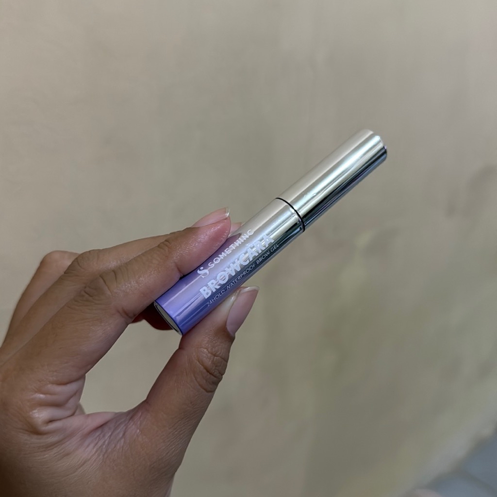 Brow Emblem Microcara Brow Gel - Dark Chocolate imgfdn-ed2f8c1c-4b67-4bb9-8998-f382b8b1eef8