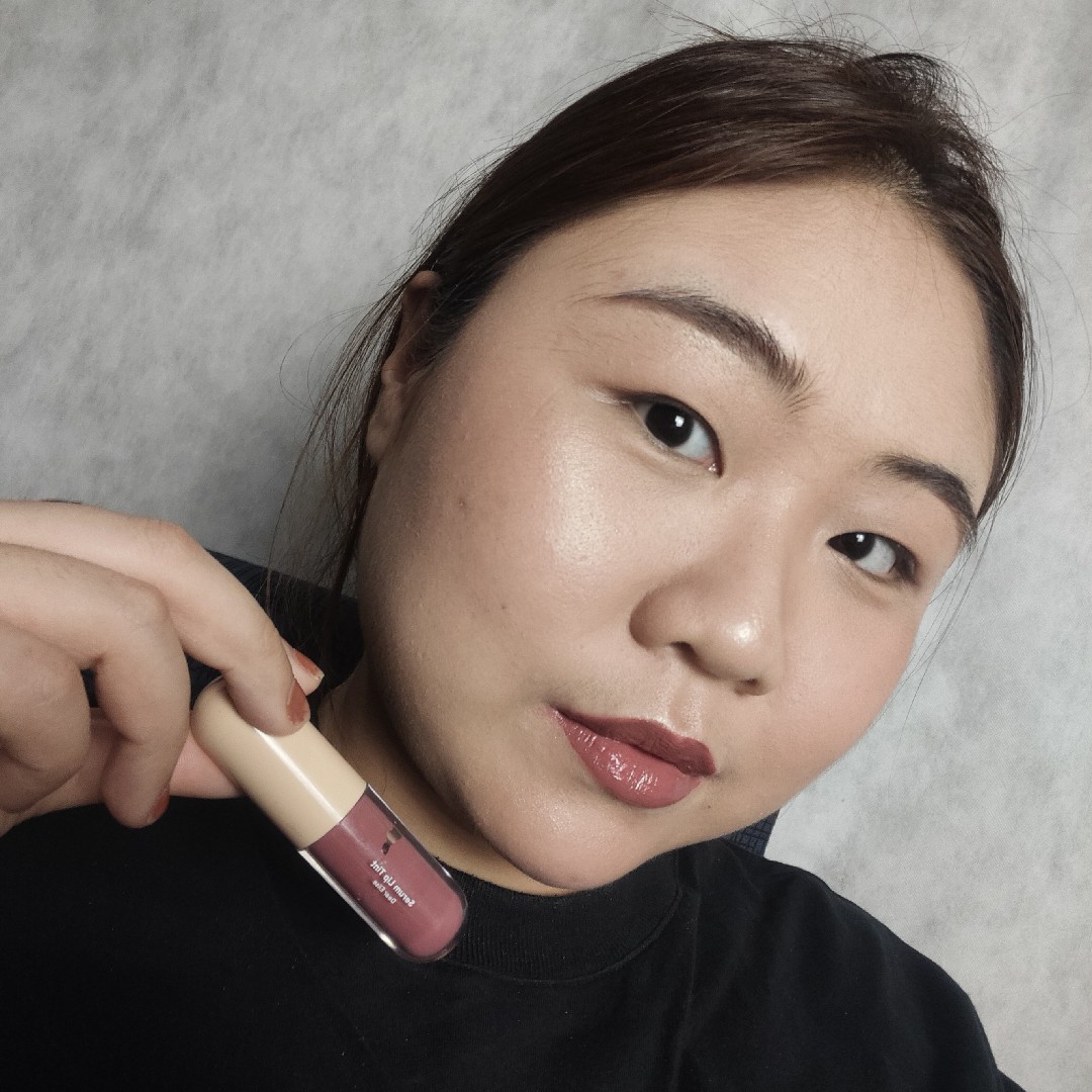 Serum Lip Tint - Dear Kyla imgfdn-d498d997-b49a-47e3-b5b9-e45f931eebfe