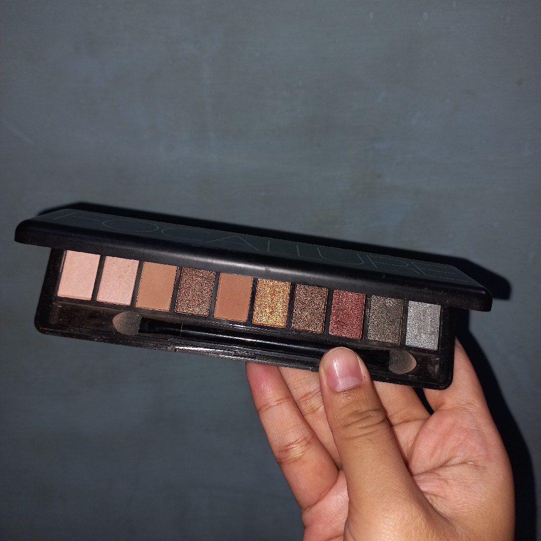 10 Colors Eyeshadow Palette - #1 imgfdn-65573dc0-6e37-49b2-b6d7-037f86946780