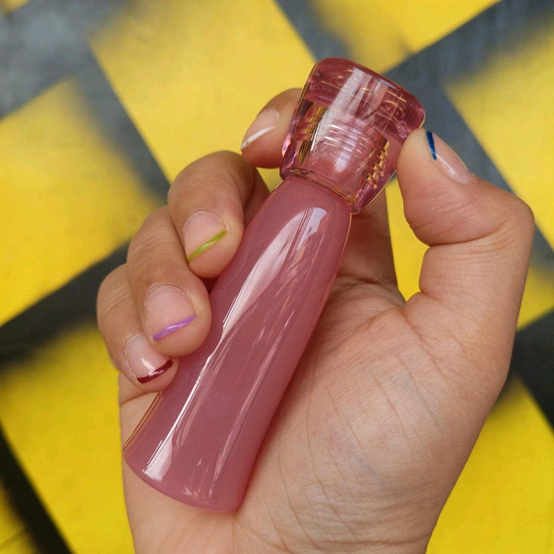 Hydraglow Lip Stain - Dear Olivia imgfdn-b2d478e1-935a-4cb8-9fea-8320af74a42a