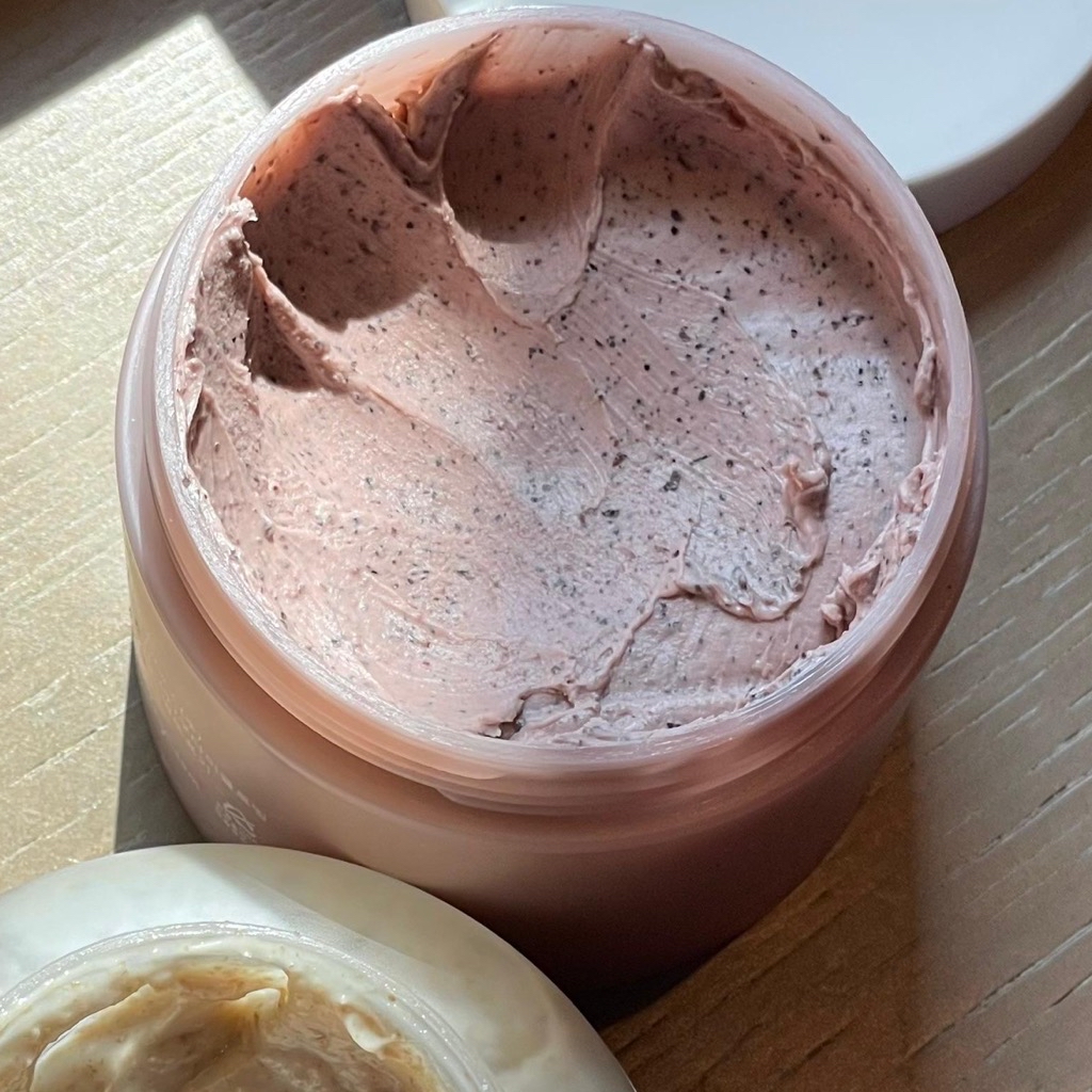 Red Bean Refreshing Pore Mask imgfdn-cdea693f-8f01-44c0-b423-c5f185fac77d