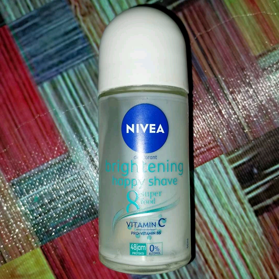 Brightening Happy Shave 8 Superfood Deodorant imgfdn-bce86ace-6873-49fc-9804-0e497cd96256