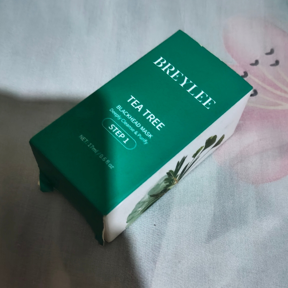 Blackhead Mask imgfdn-45b61410-33bc-4df2-b69a-f912e9e80cf4