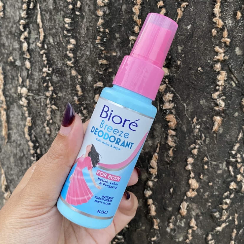 Breeze Deodorant Instant Fresh Spray - Minty Floral imgfdn-feb77b97-5dd8-467c-b21c-d8d10f9f81c1