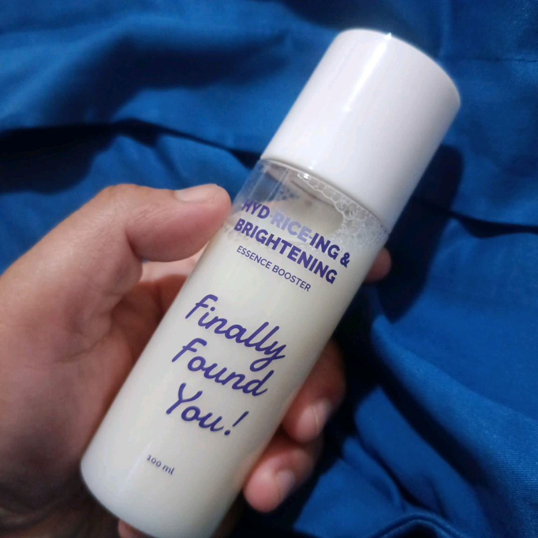 Hyd-rice-ing & Brightening Essence Booster imgfdn-e8f6803e-4a0e-4744-8121-d5950b947756