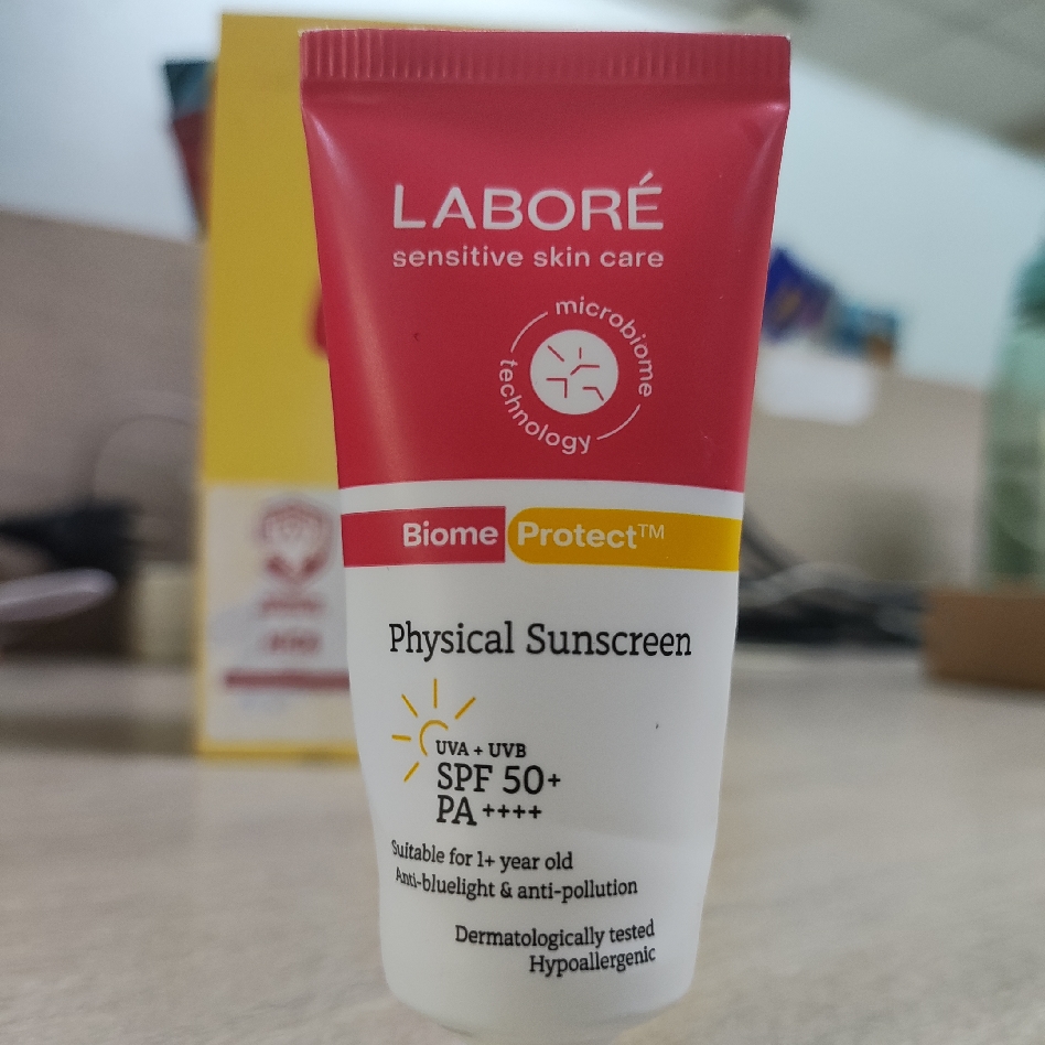 BiomeProtect™ Physical Sunscreen imgfdn-16dfc2d8-c8cd-406f-b945-4ddfd54eca98