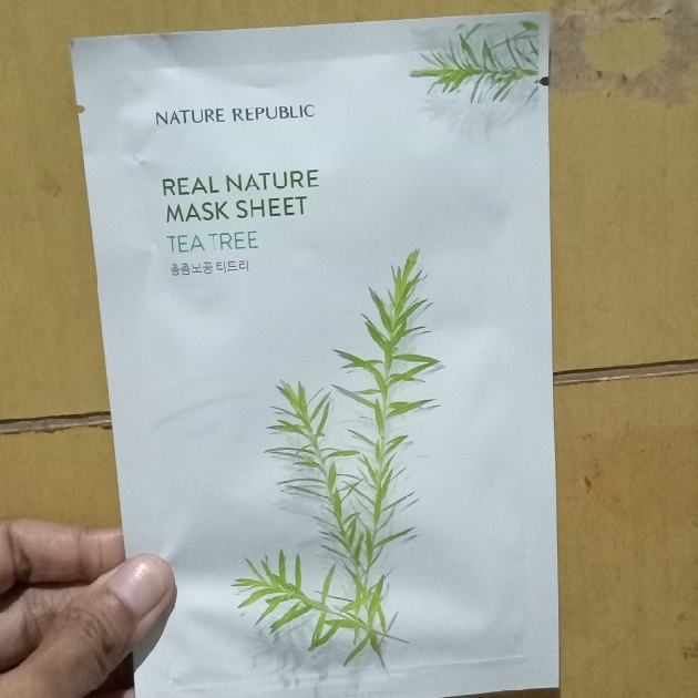 Real Nature Mask Sheet - Tea Tree imgfdn-3b1e148b-d662-4324-8420-943d10aa0701