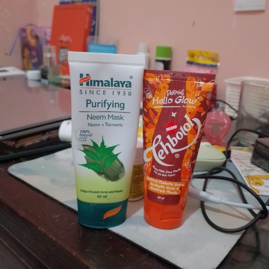 Purifying Neem Mask imgfdn-28ebe544-57c6-462e-aac6-6a832cb42b90