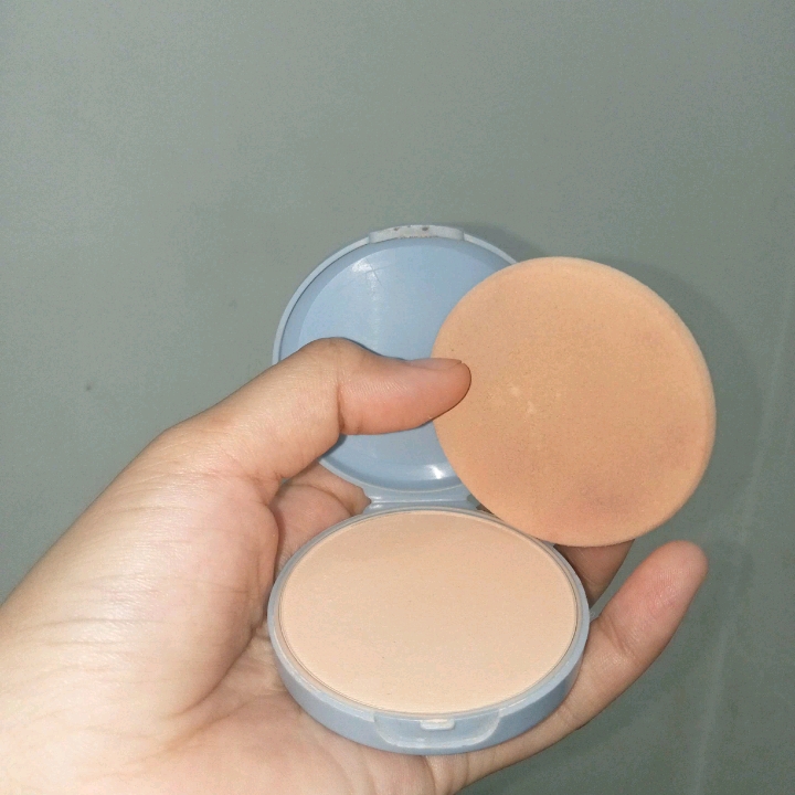 Lightening Powder Foundation Light Feel - 06 Warm Beige (32W) - Reformulation in October 2023 imgfdn-83bdda05-a5ca-4d7e-ab05-958c0b2ff57a