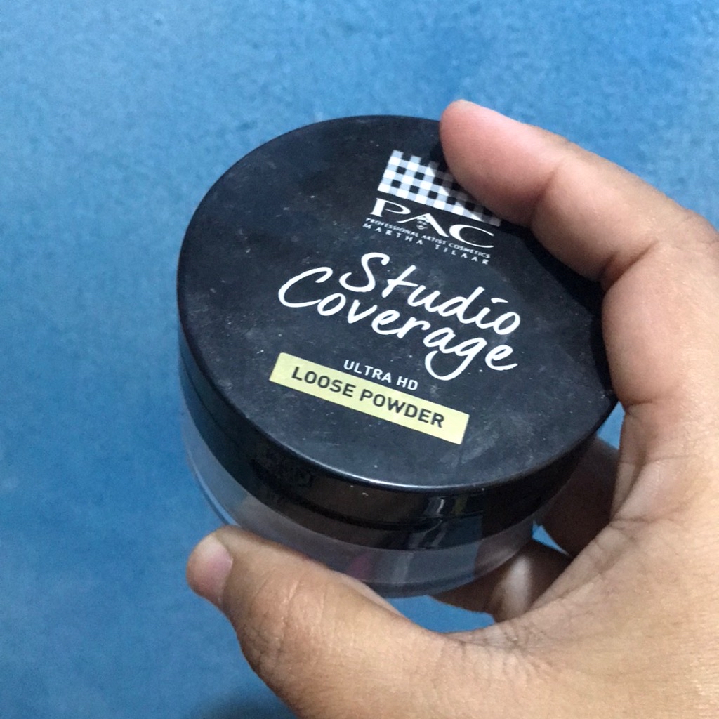 PAC STUDIO COVERAGE ULTRA HD LOOSE POWDER - Loose powder imgfdn-b26e079c-c4d5-457f-a079-031c550783d8