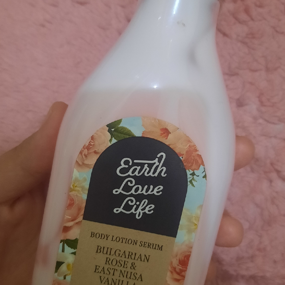 Body Lotion - Bulgarian Rose & East Nusa Vanilla imgfdn-79d18c80-458c-43b8-b6e1-0a04ea0e594a