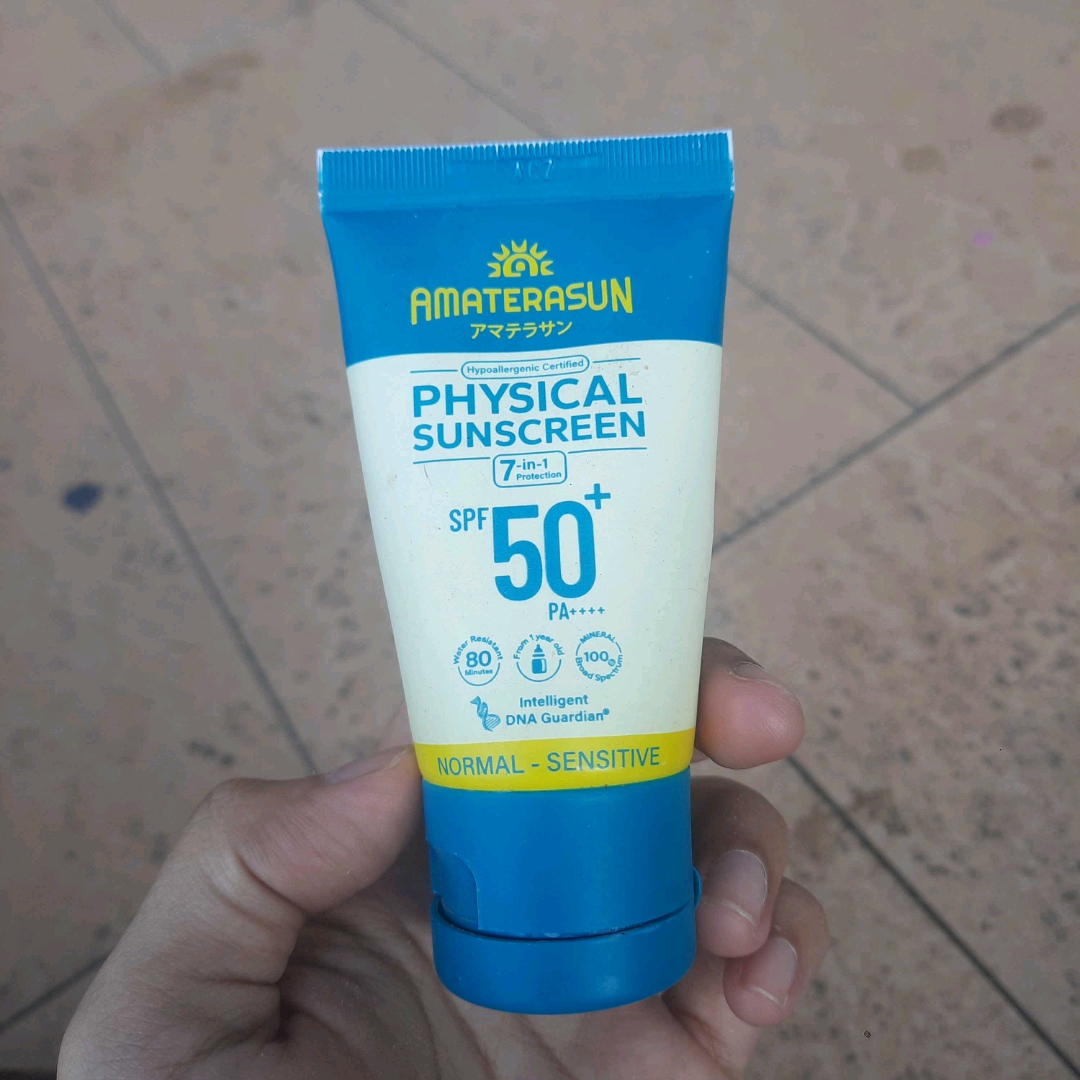 Physical Sunscreen SPF 50+ PA++++ imgfdn-3f6be087-d6b3-4f7f-8228-abe08cd4564a