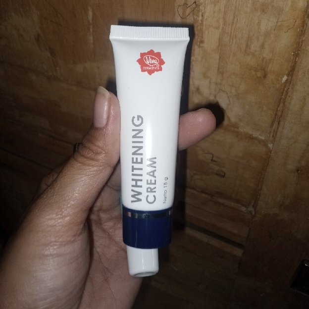 Whitening Cream imgfdn-a7ad1e0d-2eac-434c-af44-27938e60cf65