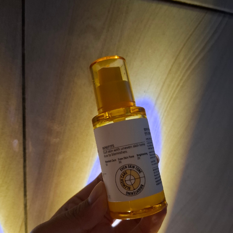 Yuja Niacin Blemish Care Serum imgfdn-662b02c1-6500-476a-9285-f8fd27512745