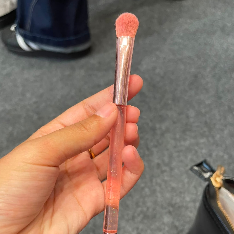 Multi use Duo Makeup Brush - 01 Eyebrow Brush imgfdn-1932de59-be23-4e0a-8fa8-2d1e37ef306f