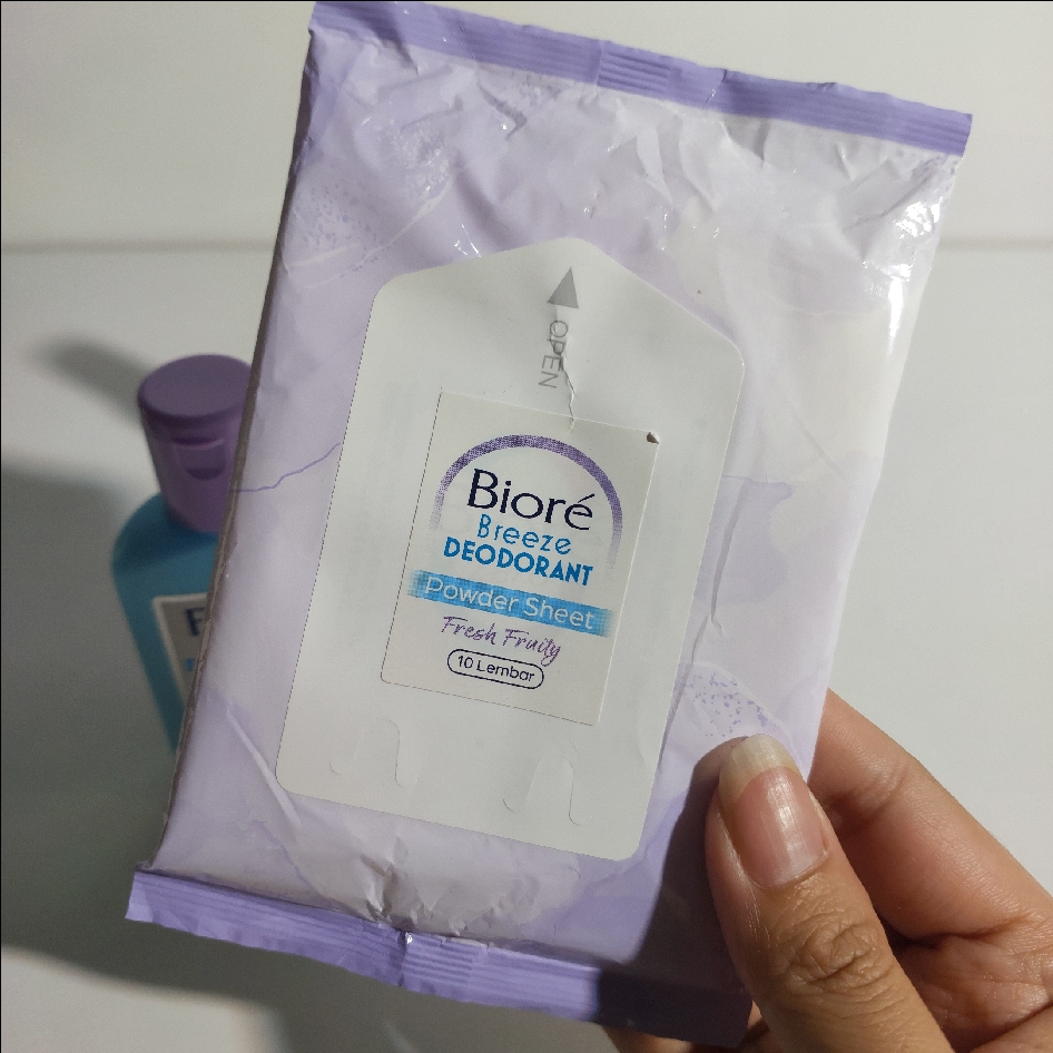 Breeze Deodorant Powder Sheet - Fresh Fruity imgfdn-e95df4bd-257a-475b-9394-086d8f33cbe6