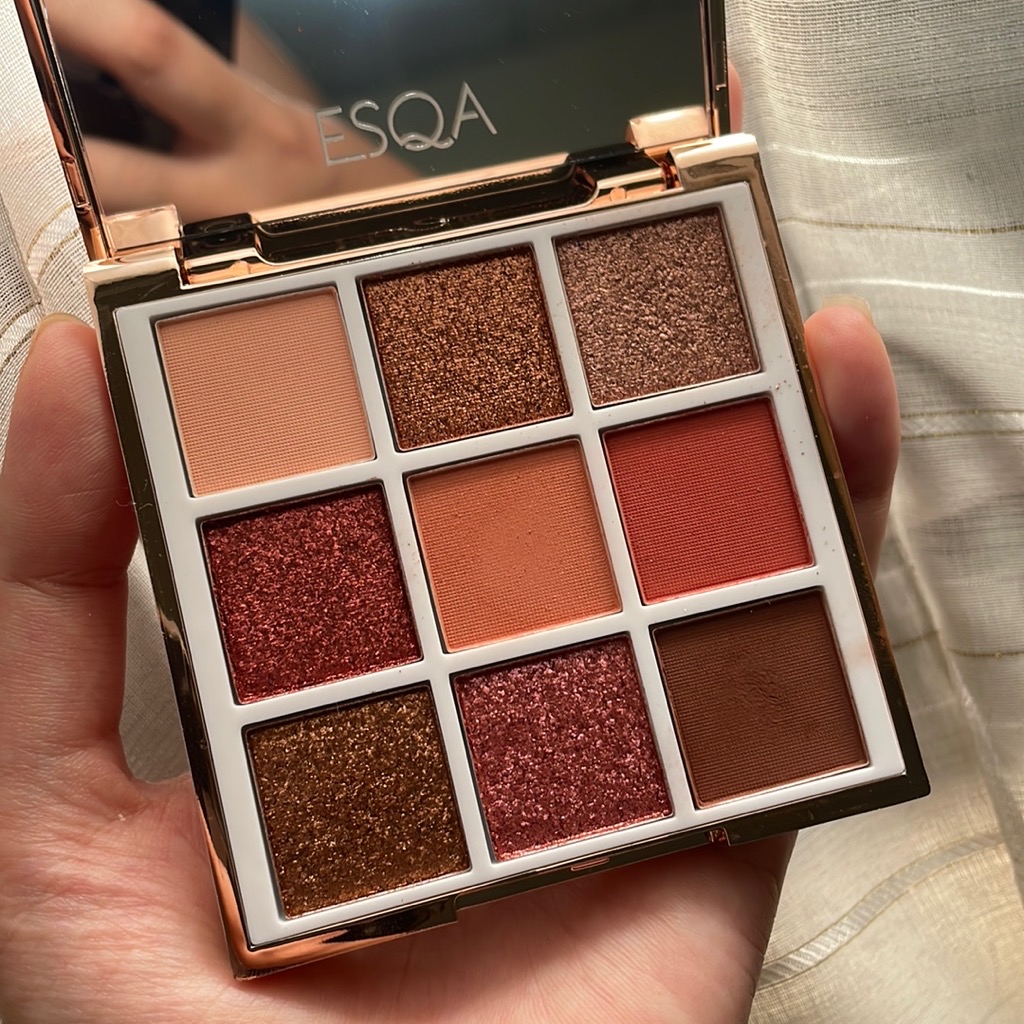 Goddess Eyeshadow Palette - Peach imgfdn-cda273c2-ffb3-4fc6-98d5-ef8f94e14759