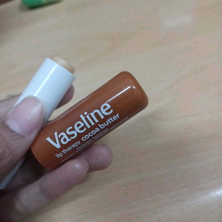 Lip Therapy Stick - Rosy Lips imgfdn-dc0d2bbd-ad19-4aed-b886-69b63e3aa4f4