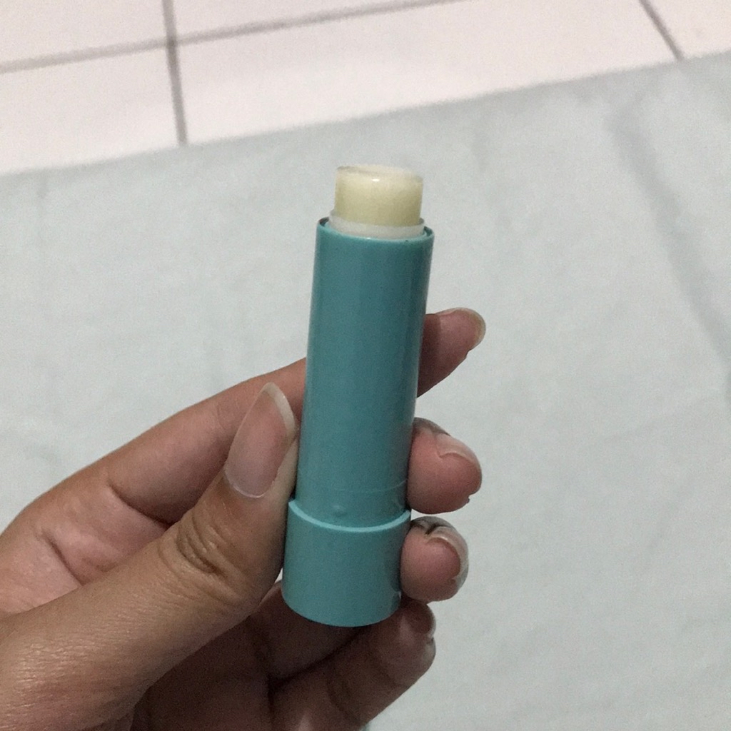 Lip Barrier Sunscreen imgfdn-7c8705d1-c101-4332-beca-a9a3ea228b7f