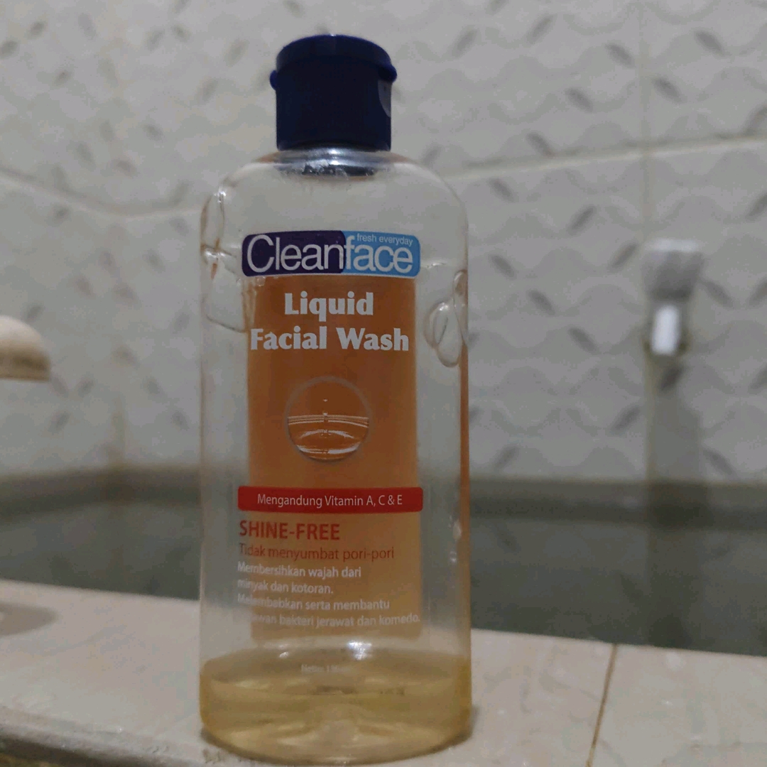 Liquid Facial Wash imgfdn-5c150803-d892-45e2-984c-6d3359bd9d6f