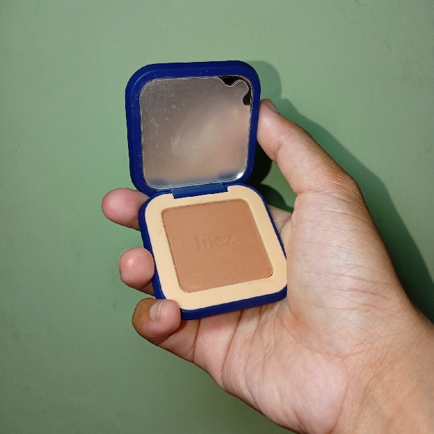 Radiant Touch Bronzing Powder - Pistachio imgfdn-48e5ef38-59c2-4e67-887d-d2690f6725fd