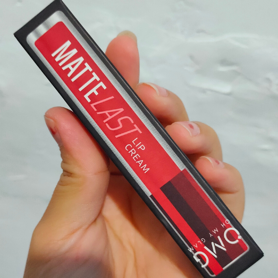 Oh My Glam Mattelast Lip Cream - 27 Strike imgfdn-cdf77740-60fd-47b4-bb59-2d25c714310d