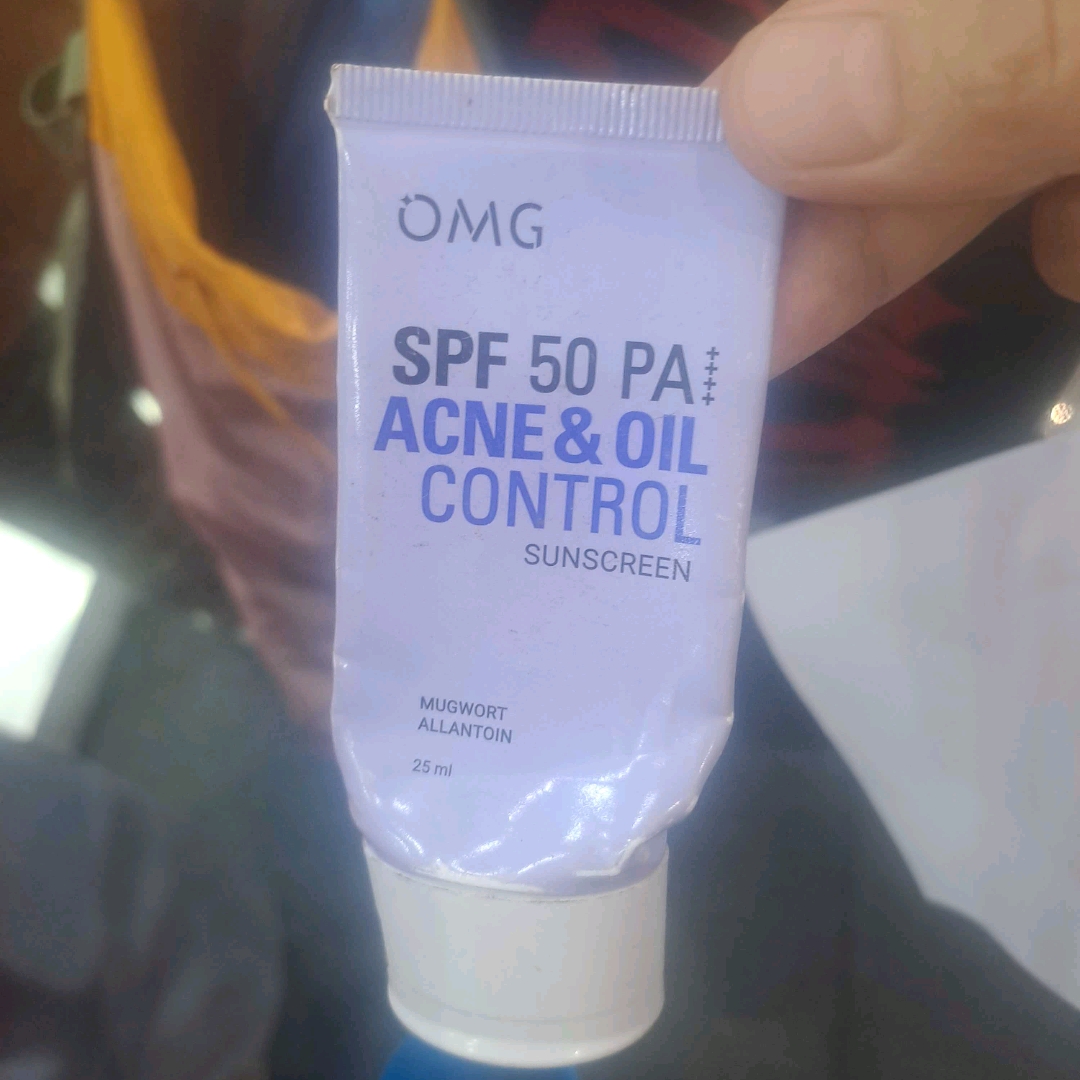 Bright Tone Up Sunscreen SPF 50 PA++++ imgfdn-85587018-7eca-418c-830c-2b505834f108