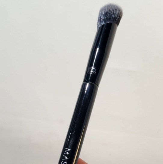 333 Multi Contour Brush imgfdn-205dfb89-48a7-4cab-bdf7-2931bf156622