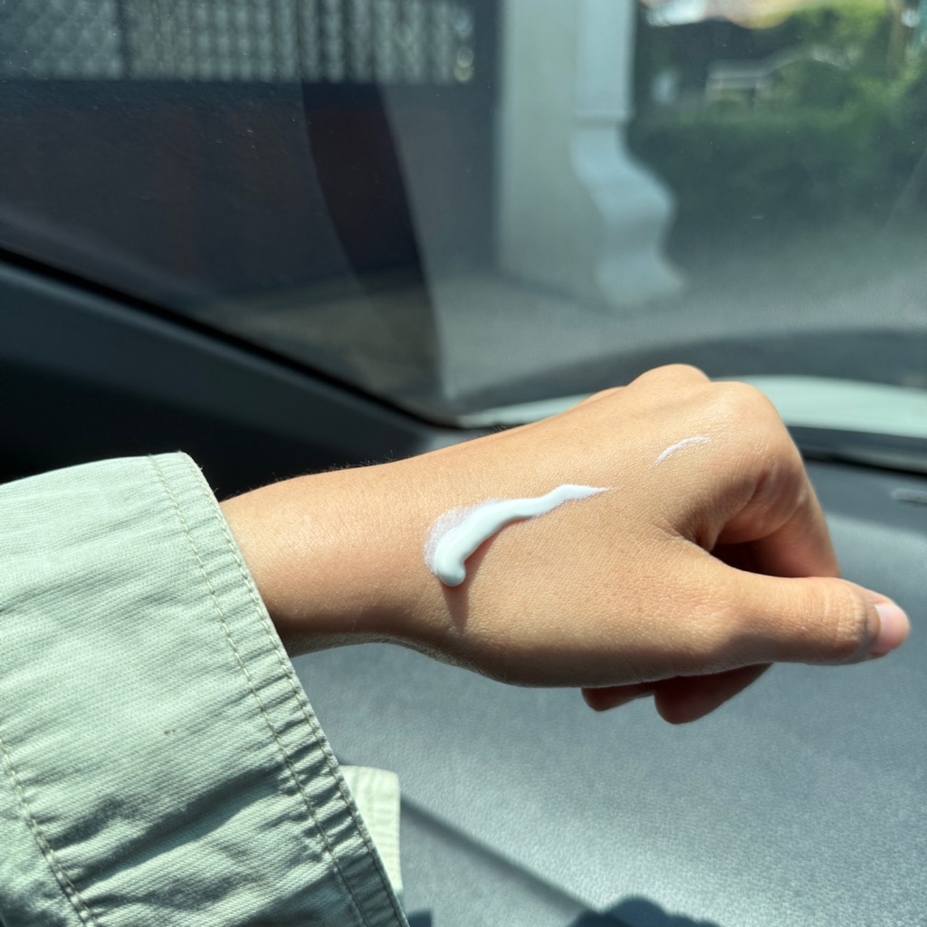 Acne Peace Daily Sunscreen SPF 35 PA++++ imgfdn-bf1a654a-3578-4594-abc0-9da8335c8f1c