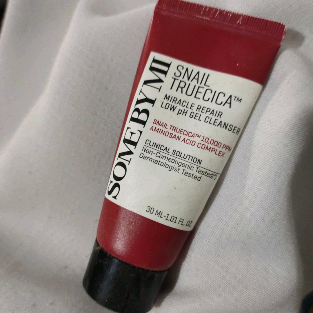 Snail Truecica Miracle Repair Low pH Gel Cleanser imgfdn-cc86dc4f-d602-4775-b600-5bda5c0884b3