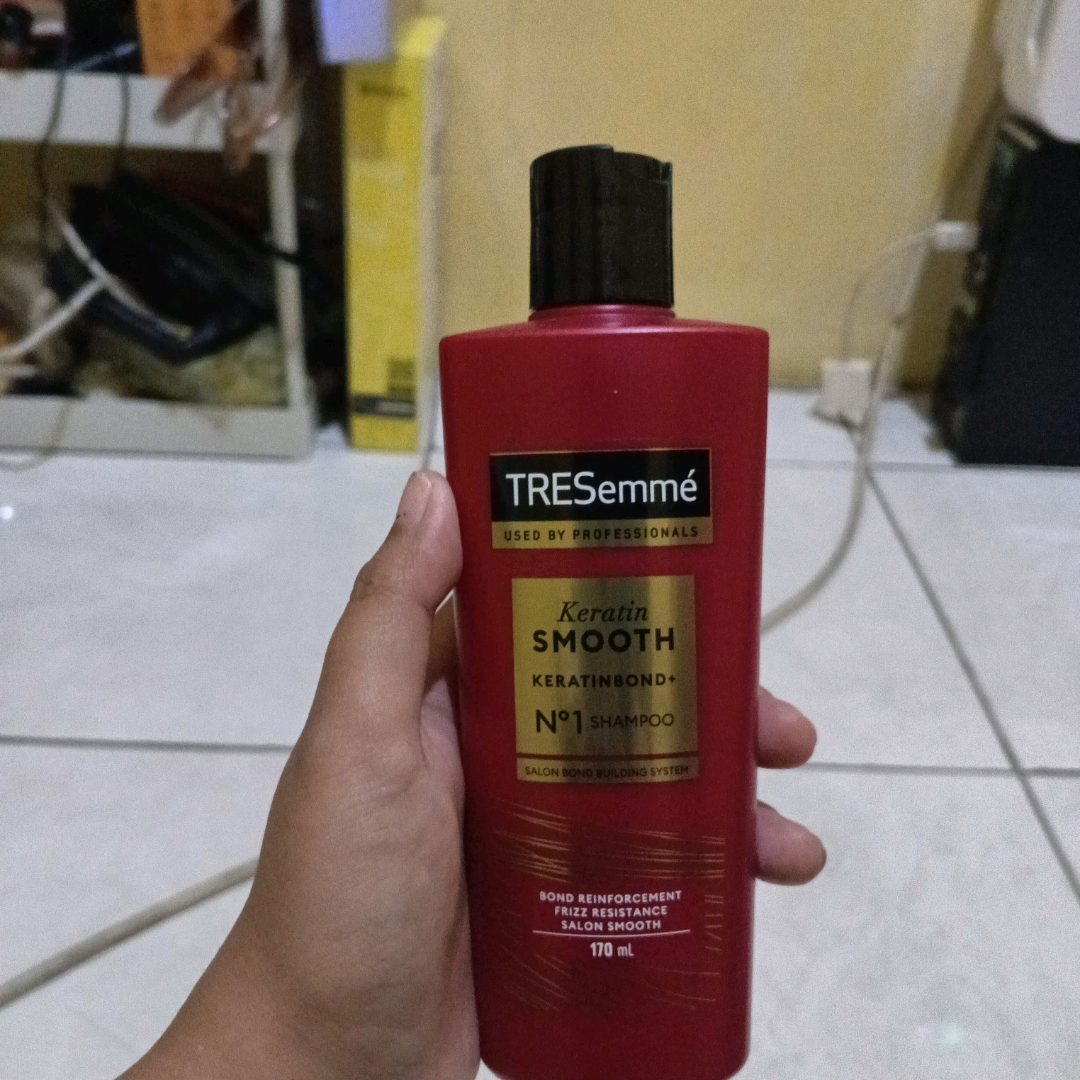 Keratin Smooth Shampoo imgfdn-8f38773b-b1cf-4f92-9ef9-bda5997c6e6d