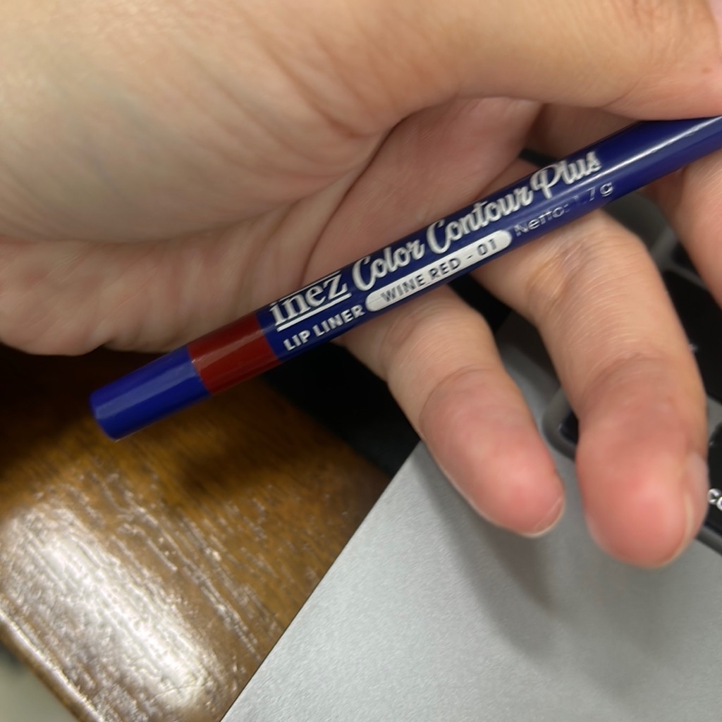 Color Contour Plus Lip Liner - Wine Red imgfdn-1ae75777-9580-4597-9533-e295719ff5e6