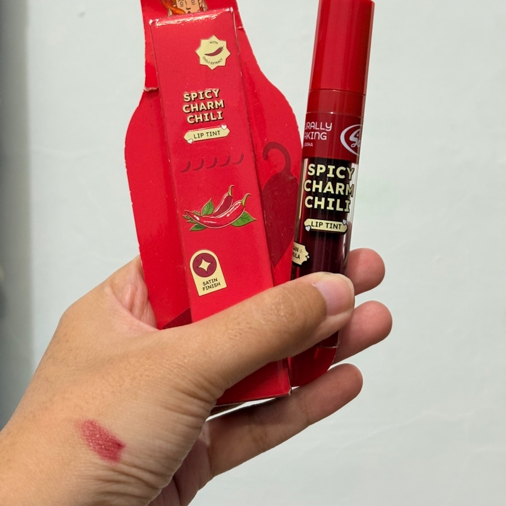 x SASA Lip Tint - Spicy Charm Chili imgfdn-64b94897-5926-4a6e-900c-aef53cb76ccc